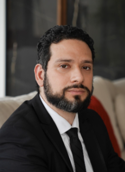 César Augusto Wanderley Oliveira